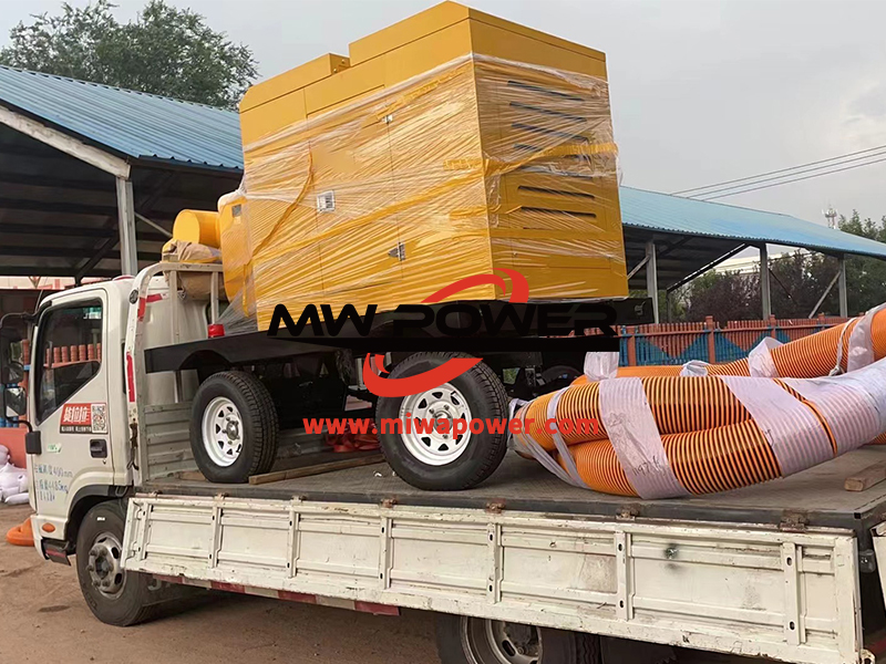 400m3 mobile flood control pump truck.jpg