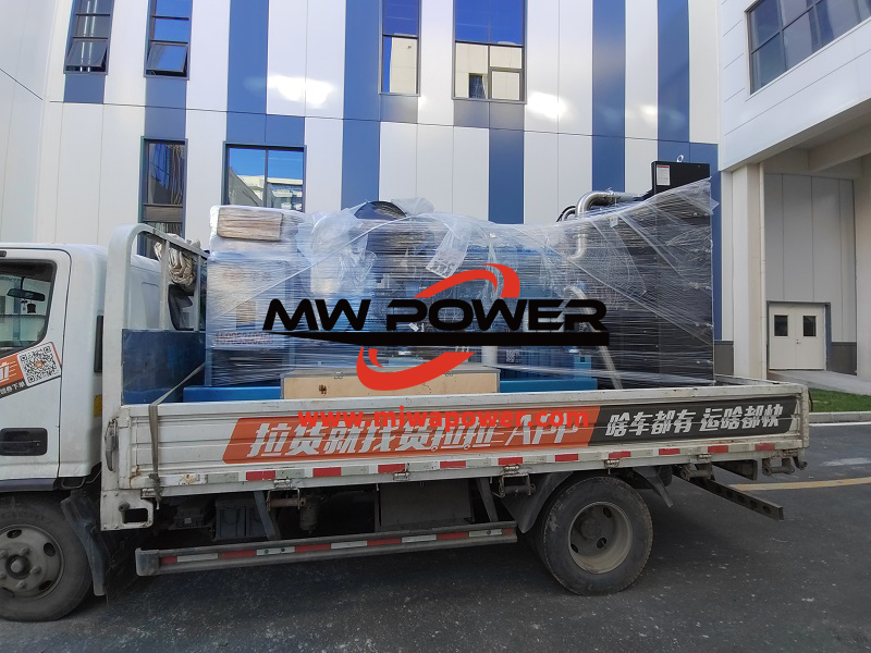 650kW Weichai generator.jpg